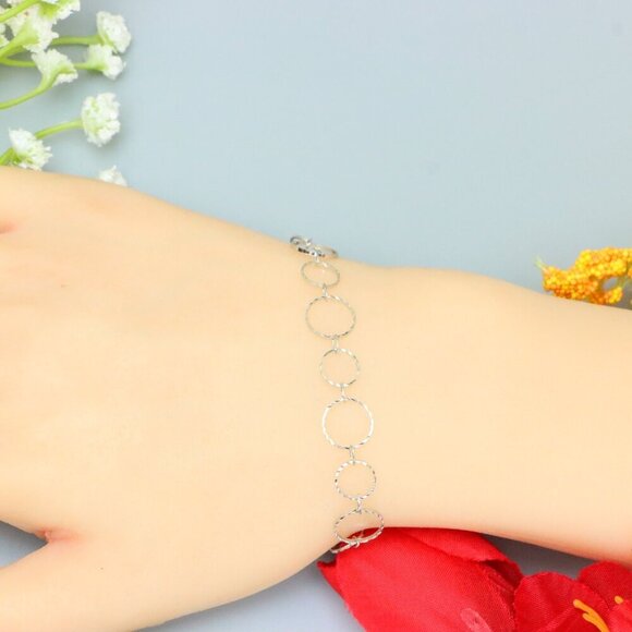 "Elegant & Trendy Bracelet, A Perfect Gift for Women, Thoughtful, EVCH1614 - Picture 1 of 10